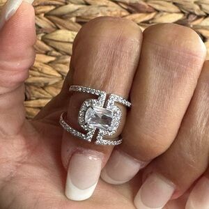 Bomb Party Cubic Zirconia on rhodium plating Size 6